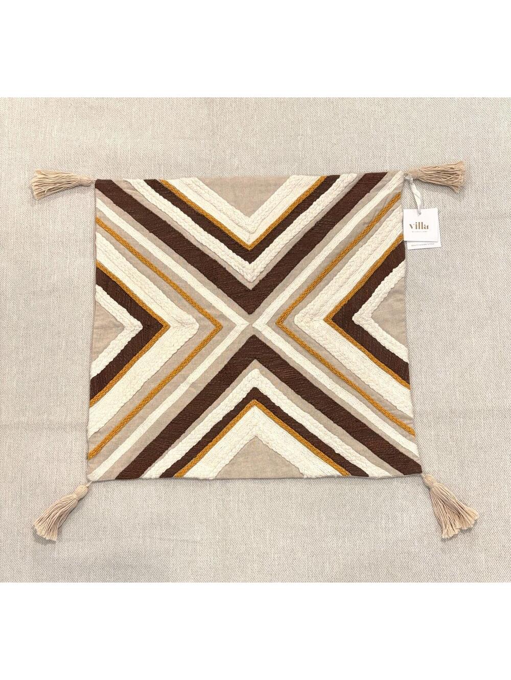Villa By Classic Home Pillow Cover  Cotton Linen Embroidered Tassels 22”x22” NWT